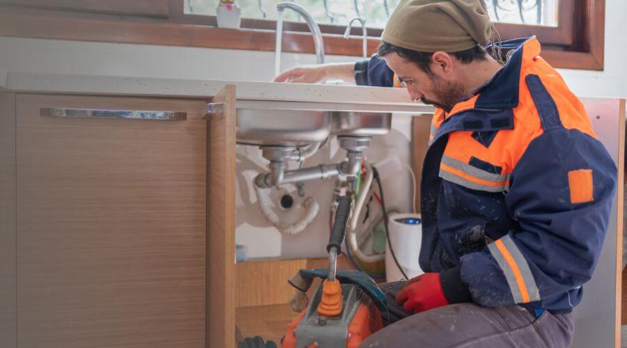 Expert burst pipe repair services in Natoma, KS